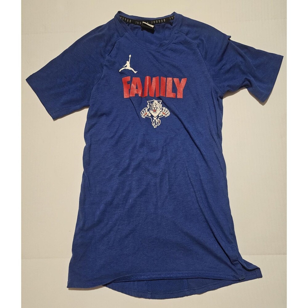 Air Jordan Youth XS Dri-FIT Family Jumpman Graphic Shirt Blue AJ1813-403